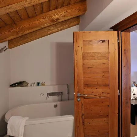 Chalet Panorama With Views To The Glaciers And The Dom Saas-Fee
