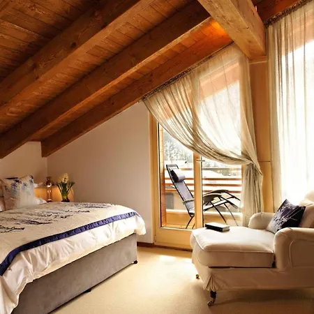 Holiday home Chalet Panorama With Views To The Glaciers And The Dom