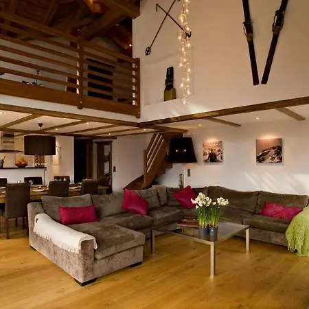 Chalet Panorama With Views To The Glaciers And The Dom Holiday home Saas-Fee
